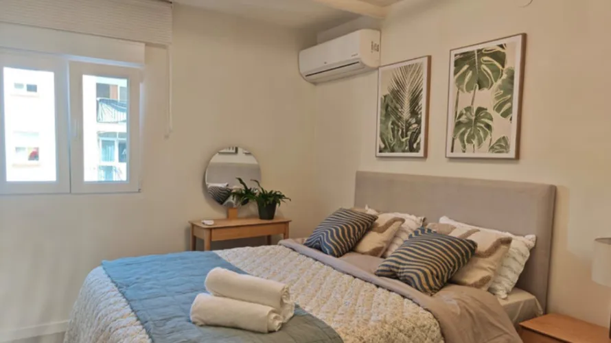 Apartamento de 3 dormitorios en Cortes (San Pedro De Alcantara), Spain No. 802 № 6