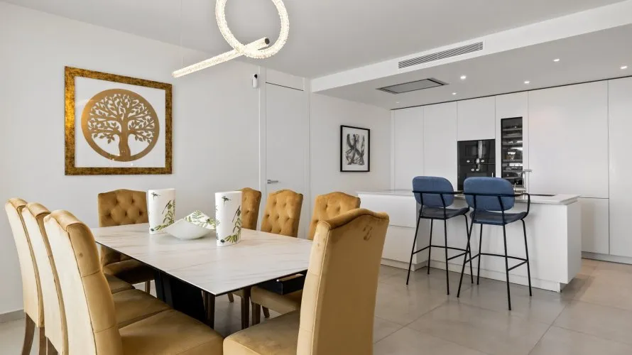 Apartamento de 7 dormitorios en Nueva Andalucía, Spain No. 488 № 21