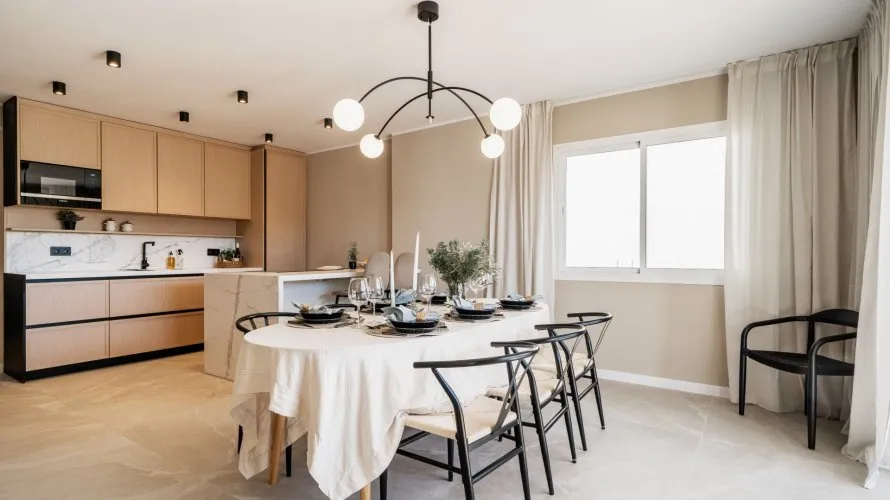 Apartamento de 4 dormitorios en Nueva Andalucía, Spain No. 228 № 15