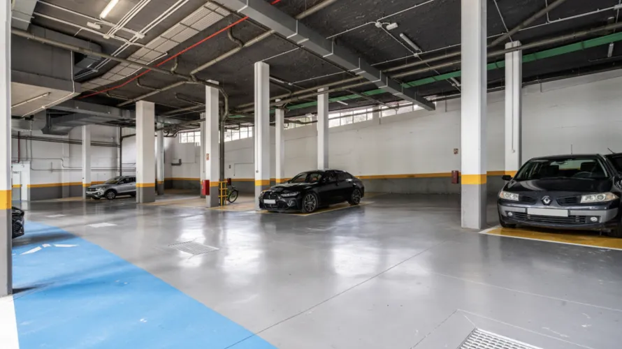 Apartamento de 2 dormitorios en Estepona, Spain No. 527 № 13