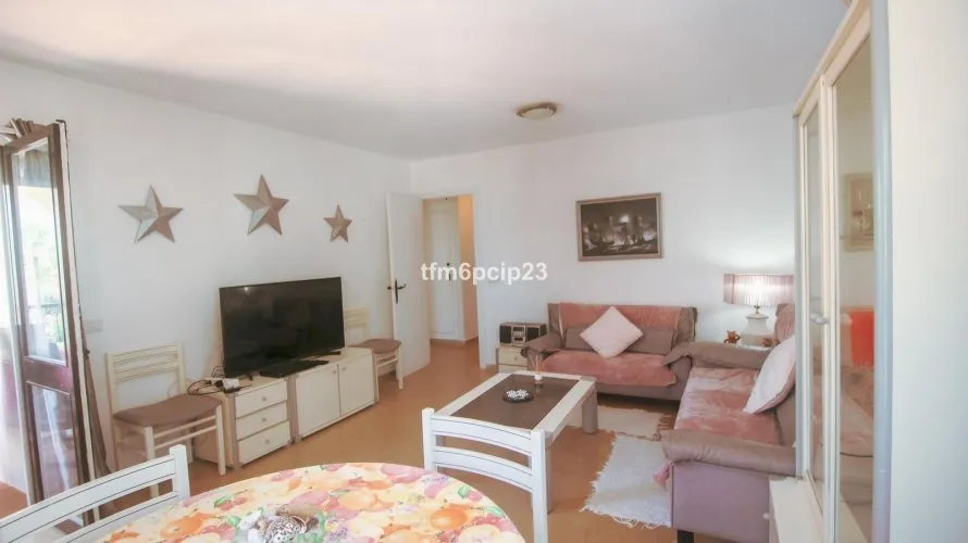 Apartamento de 3 dormitorios en Manilva, Spain No. 658 № 14