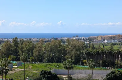 Apartamento de 3 dormitorios en Nueva Andalucía, Spain No. 628