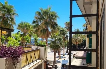 Apartamento de 2 dormitorios en Fuengirola, Spain No. 455
