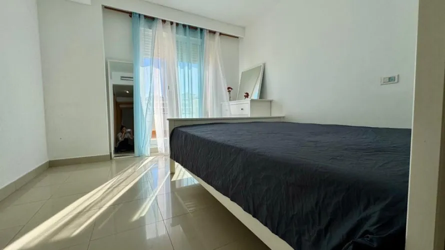 Apartamento de 2 dormitorios en Cortes (San Pedro De Alcantara), Spain No. 479 № 3