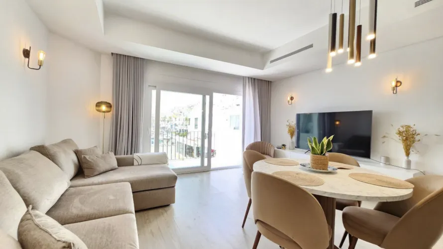 Apartamento de 1 dormitorio en Marbella, Spain No. 767 № 9