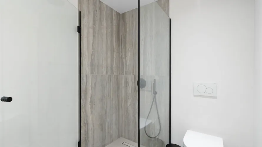 Apartamento de 3 dormitorios en Marbella, Spain No. 454 № 15