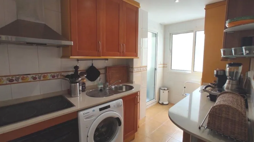 Apartamento de 1 dormitorio en Marbella, Spain No. 595 № 13