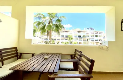 Apartamento de 2 dormitorios en Manilva, Spain No. 702