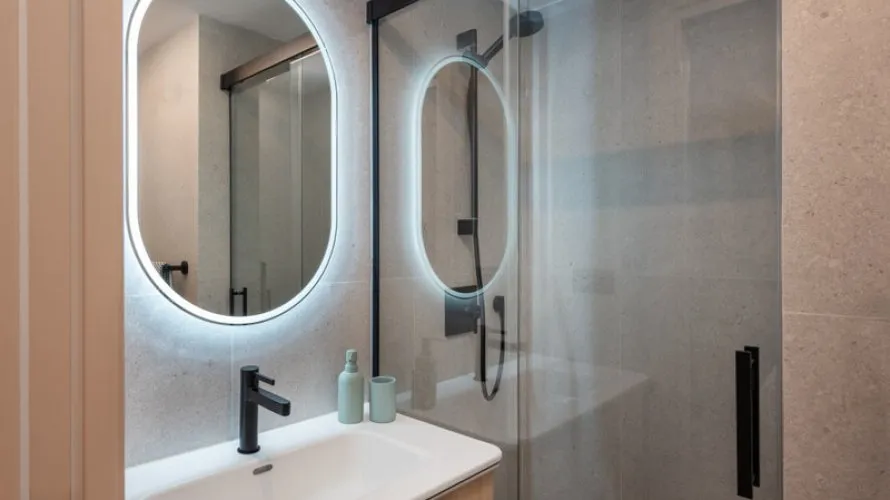 Apartamento de 2 dormitorios en Cortes (San Pedro De Alcantara), Spain No. 336 № 12