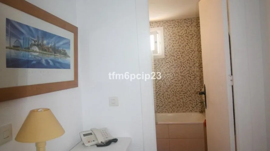 Apartamento de 3 dormitorios en Manilva, Spain No. 658 № 9