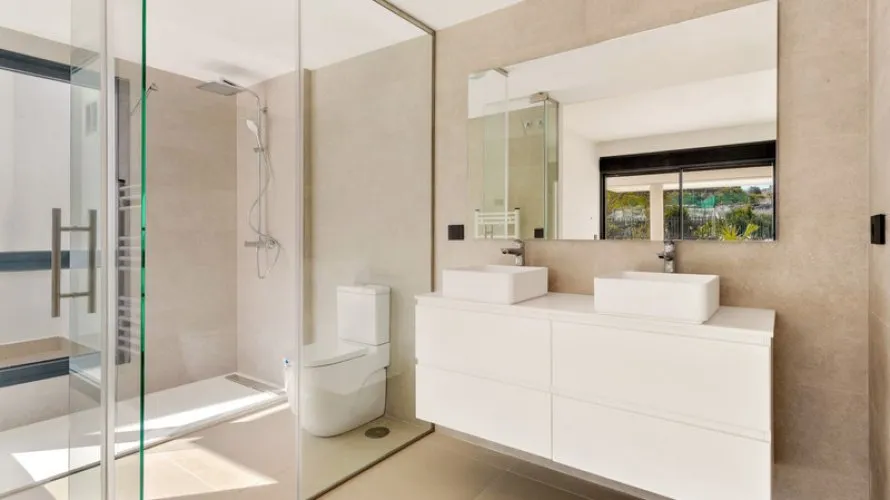 Apartamento de 3 dormitorios en Estepona, Spain No. 295 № 8