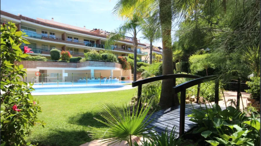 Apartamento de 2 dormitorios en Mijas Costa, Spain No. 748 № 11