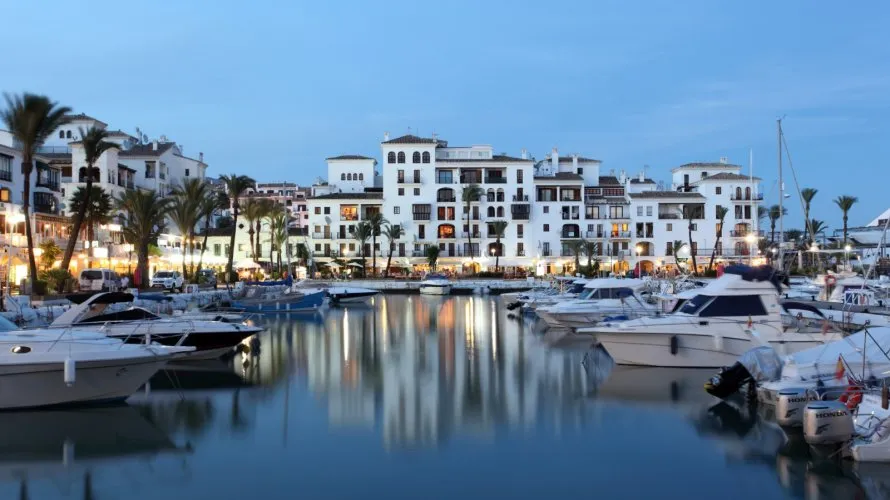 Dúplex de 2 dormitorios en Manilva, Spain No. 700 № 9