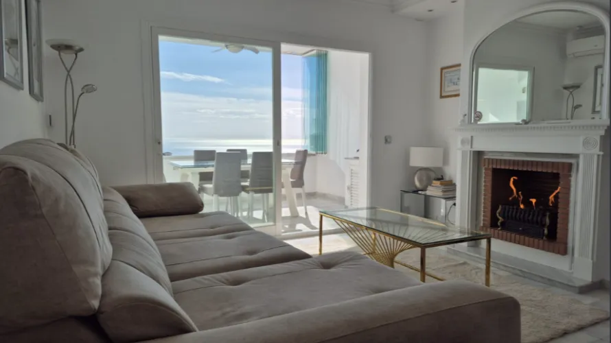 Dúplex de 4 dormitorios en Mijas Costa, Spain No. 740 № 15