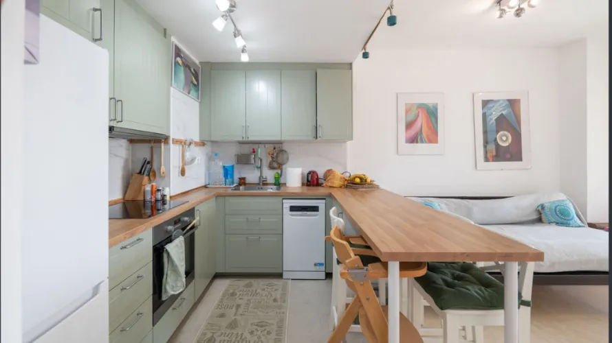 Apartamento de 1 dormitorio en Estepona, Spain No. 749 № 3