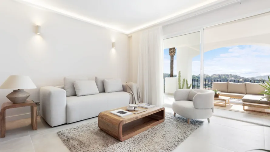 Apartamento de 3 dormitorios en Marbella, Spain No. 454 № 3