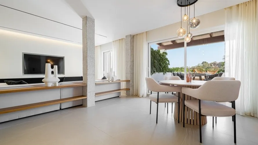 Apartamento de 3 dormitorios en Benahavís, Spain No. 178 № 14