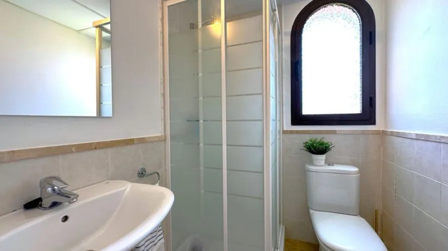 Dúplex de 3 dormitorios en Estepona, Spain No. 432 № 21