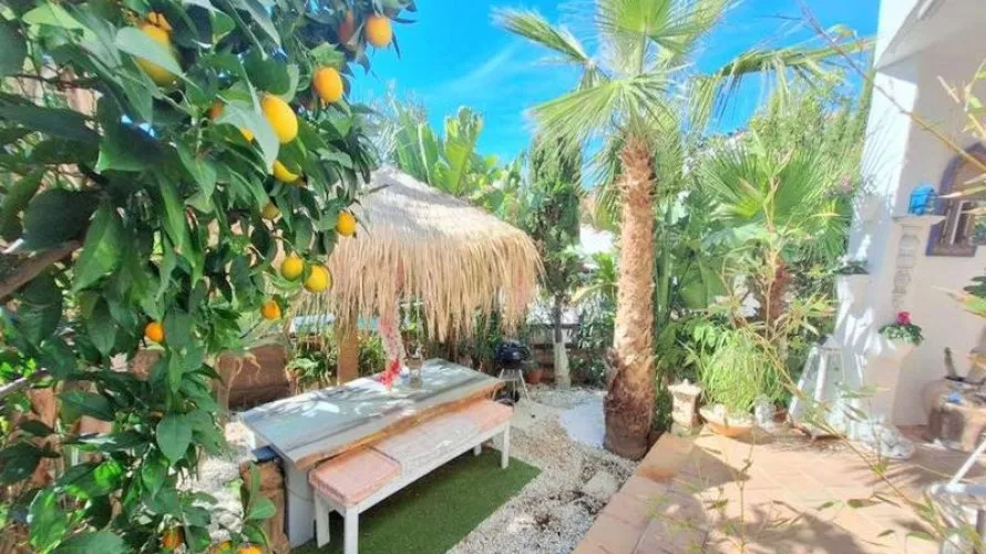 Apartamento de 3 dormitorios en Casares, Spain No. 551 № 12