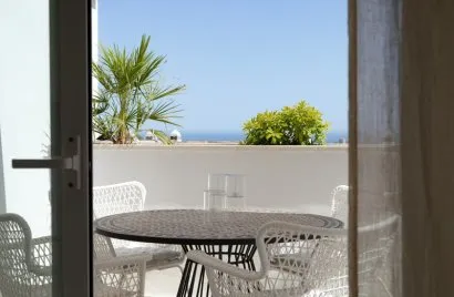 Dúplex de 3 dormitorios en Nueva Andalucía, Spain No. 708