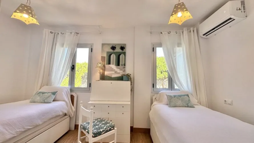 Apartamento de 2 dormitorios en Mijas Costa, Spain No. 568 № 20