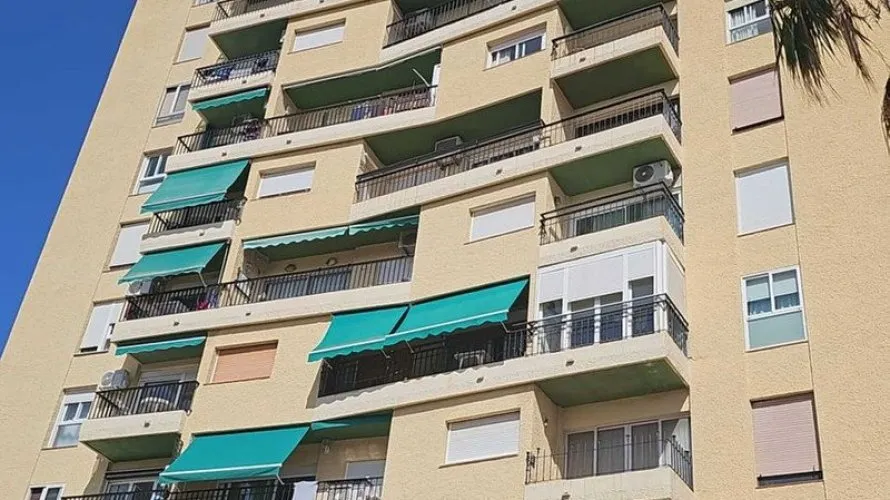 Apartamento de 2 dormitorios en Fuengirola, Spain No. 455 № 17