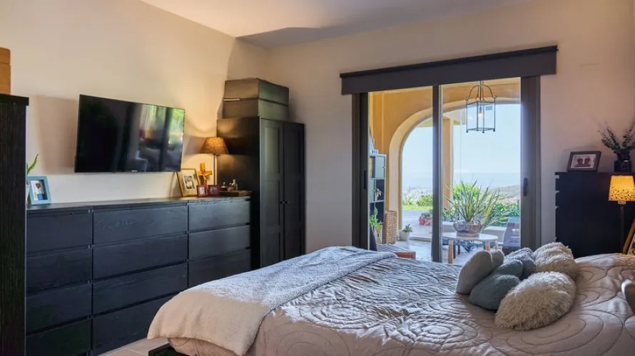 Apartamento de 3 dormitorios en Benahavís, Spain No. 673 № 18