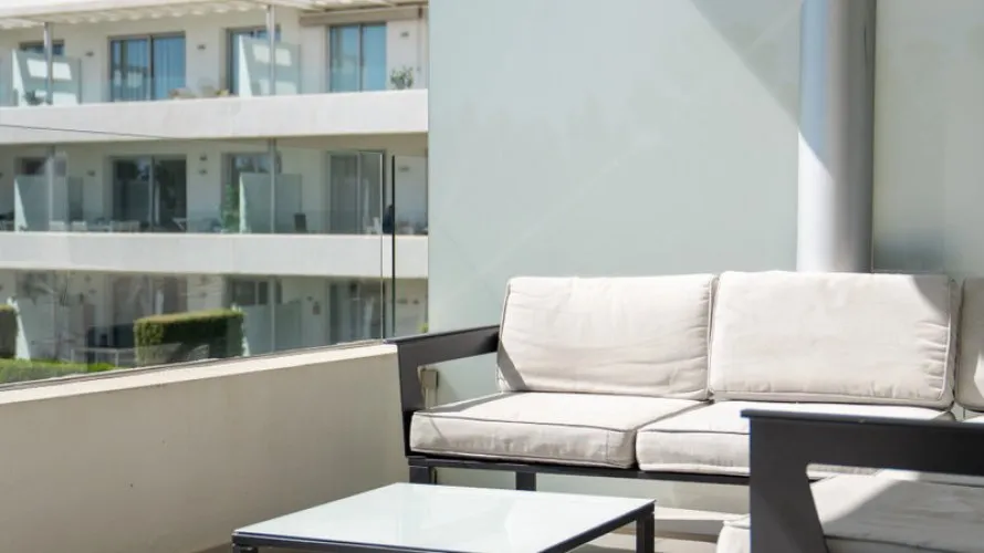 Apartamento de 2 dormitorios en Estepona, Spain No. 648 № 25