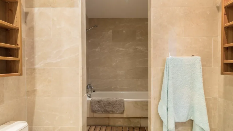 Apartamento de 2 dormitorios en Manilva, Spain No. 467 № 8