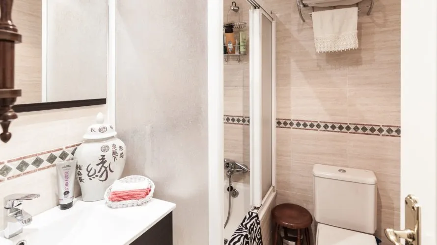 Apartamento de 2 dormitorios en Estepona, Spain No. 400 № 6