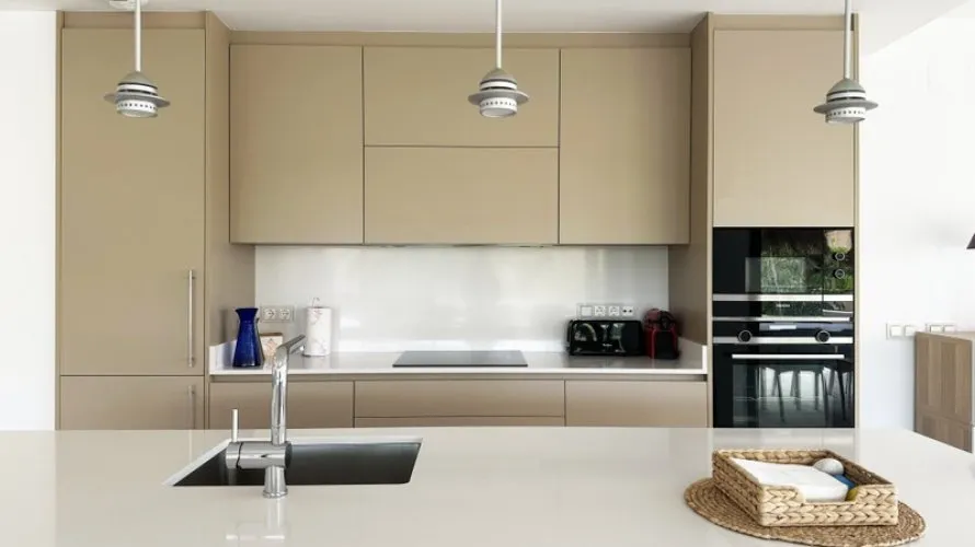 Apartamento de 3 dormitorios en Estepona, Spain No. 707 № 8