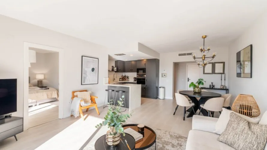 Apartamento de 3 dormitorios en Nueva Andalucía, Spain No. 463 № 7