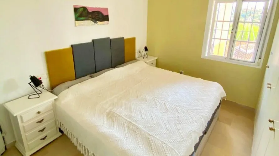 Apartamento de 2 dormitorios en Casares, Spain No. 559 № 23