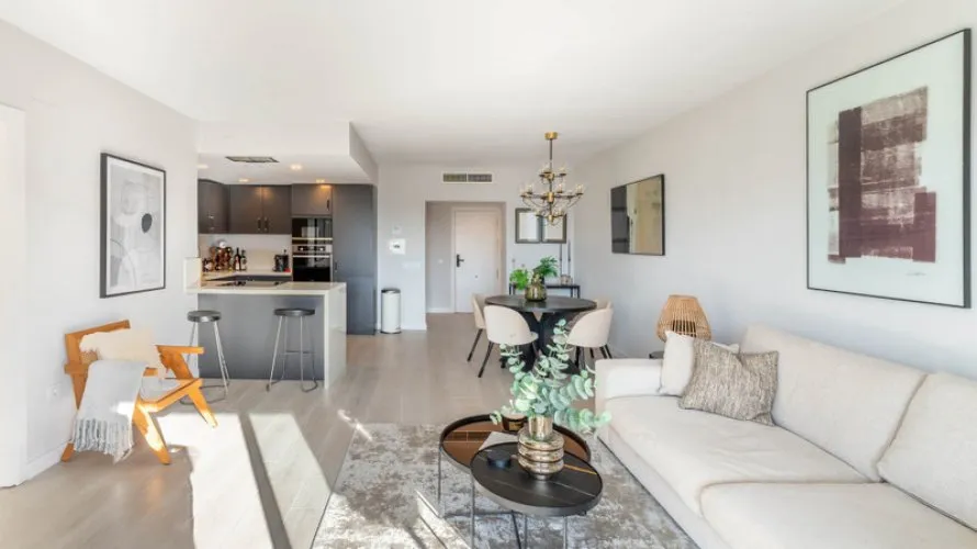 Apartamento de 3 dormitorios en Nueva Andalucía, Spain No. 463 № 5