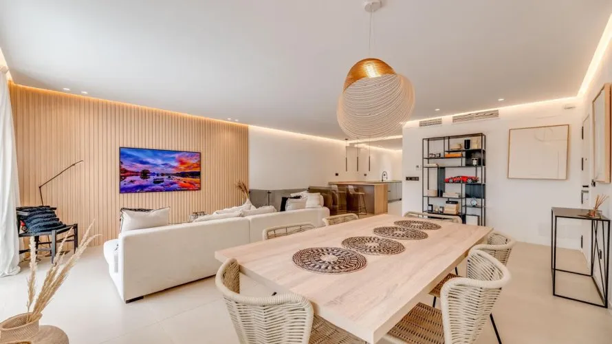 Dúplex de 4 dormitorios en Marbella, Spain No. 421 № 27