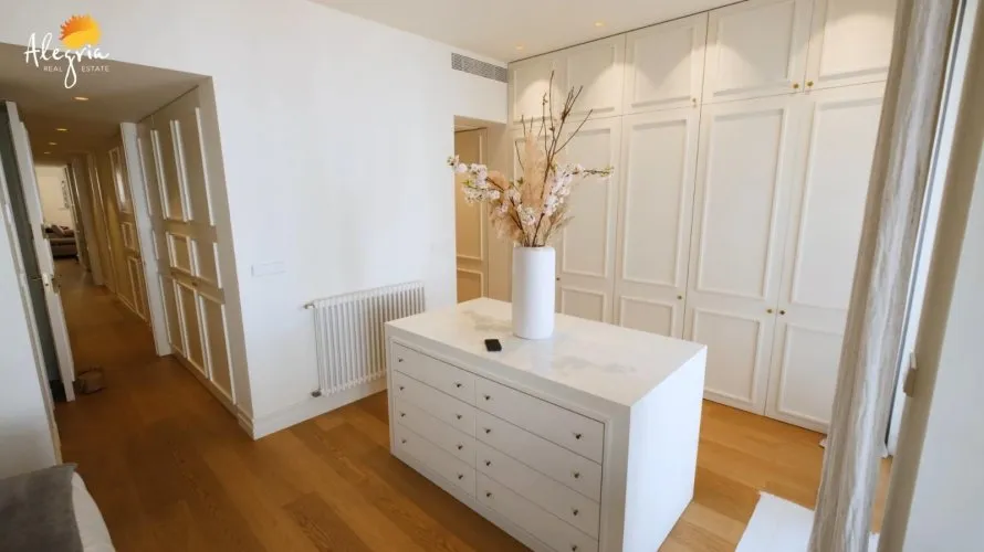 Apartamento de 1 dormitorio en Valencia, Spain No. 1709 № 3