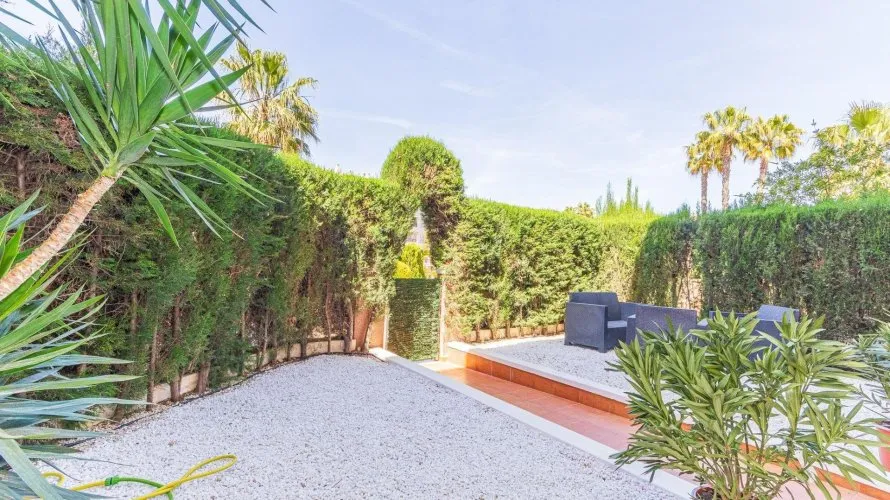 Apartamento de 1 dormitorio en Alicante, Spain No. 1718 № 2