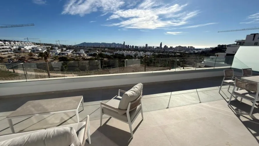 Apartamento de 2 dormitorios en Finestrat, Spain No. 1601