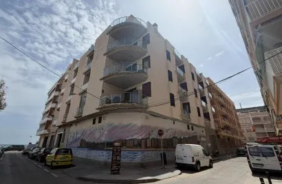 Apartamento de 1 dormitorio en Torrevieja, Spain No. 1710