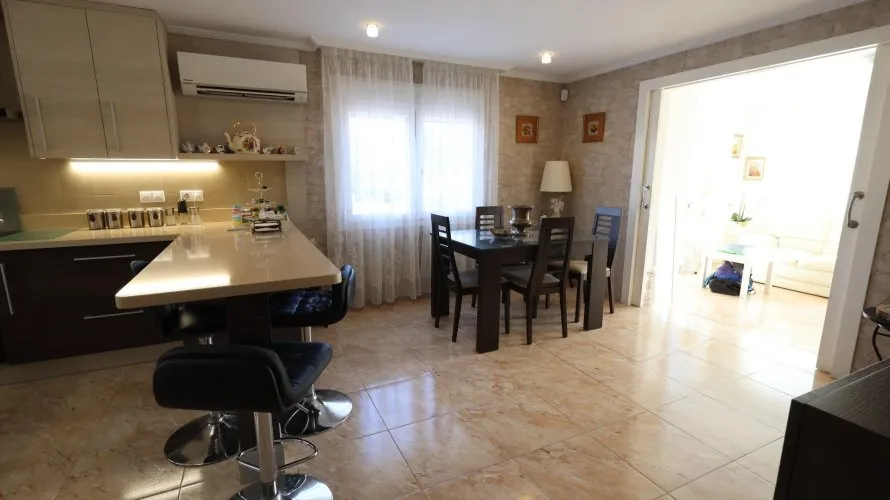 Apartamento de 5 dormitorios en Torrevieja, Spain No. 1548 № 24