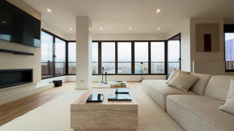 Apartamento de 3 dormitorios en Madrid, Spain No. 1578 № 11