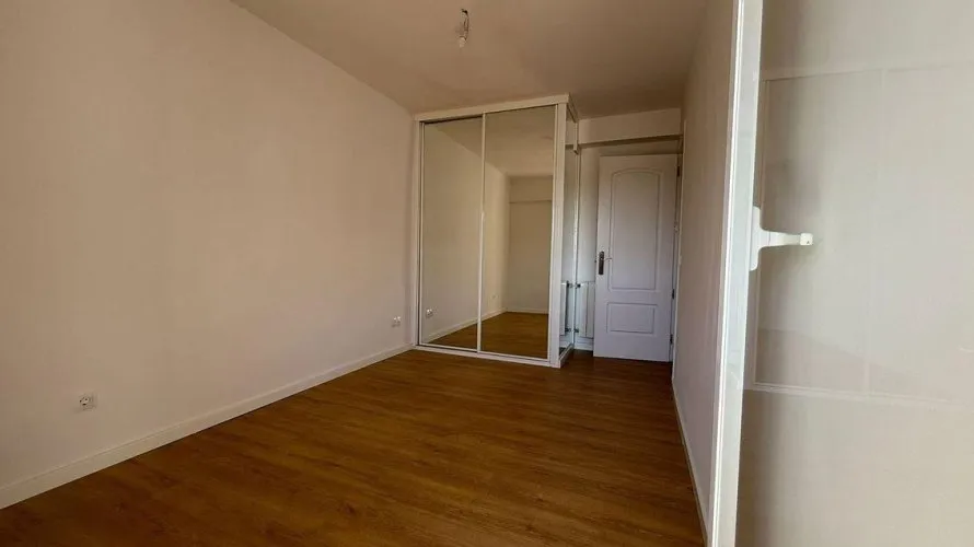Apartamento de 2 dormitorios en Madrid, Spain No. 1539 № 7