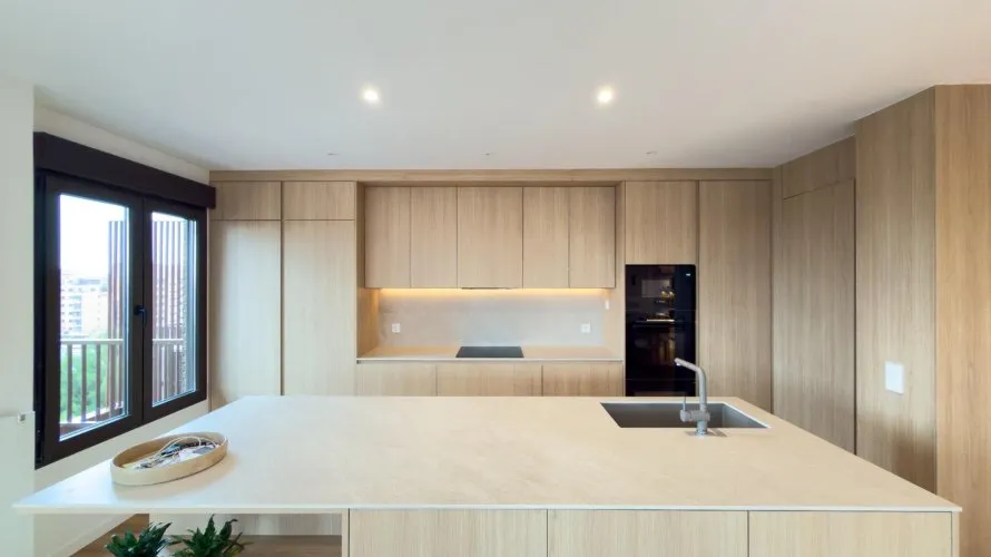 Apartamento de 3 dormitorios en Madrid, Spain No. 1578 № 21