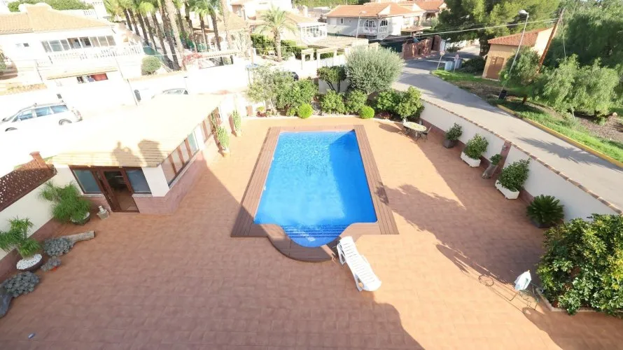Apartamento de 5 dormitorios en Torrevieja, Spain No. 1548