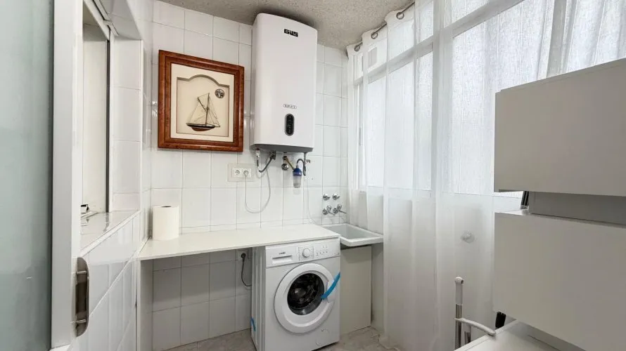 Apartamento de 3 dormitorios en Torrevieja, Spain No. 1605 № 10