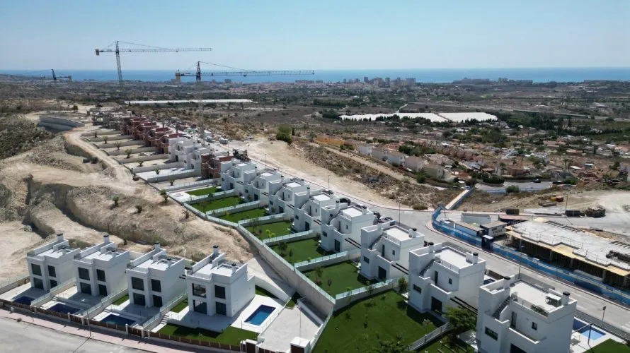 Apartamento de 3 dormitorios en Mutxamel, Spain No. 1541