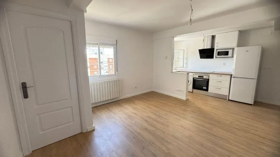 Apartamento de 2 dormitorios en Madrid, Spain No. 1539 № 22