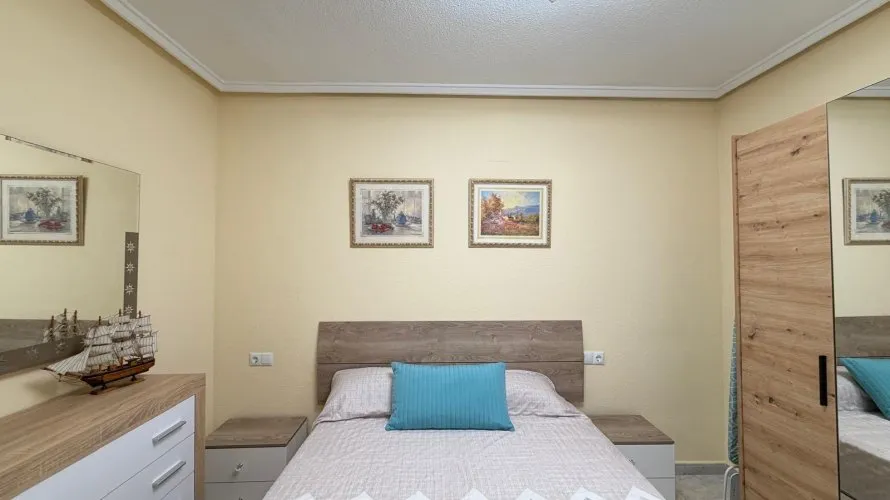 Apartamento de 3 dormitorios en Torrevieja, Spain No. 1605 № 19