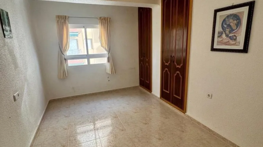 Apartamento de 4 dormitorios en Torrevieja, Spain No. 1591 № 16