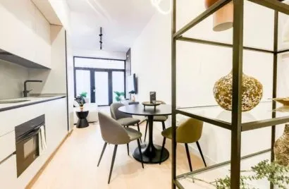 Apartamento de 2 dormitorios en Madrid, Spain No. 1552